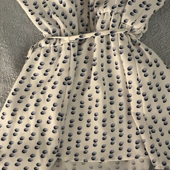 Ann Taylor top - Picture 3 of 3